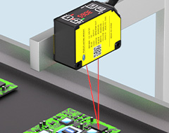 Cảm biến dịch chuyển laser FSD25 có có tính năng bảo vệ đa phạm vi, độ chính xác cao và IP67 không?